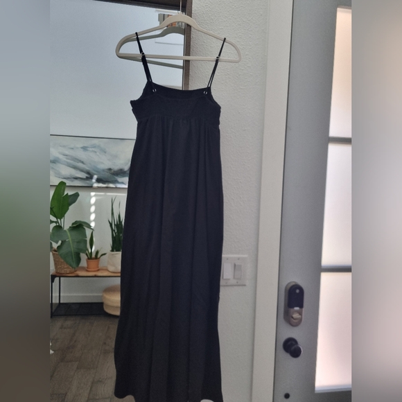 Dress - Picture 3 of 6